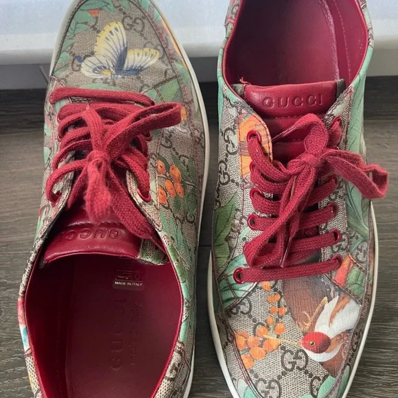 AUTHENTIC EUC GUCCI TIAN GG FLORAL